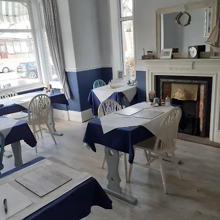 The Beaches Oda ve Kahvaltı Scarborough