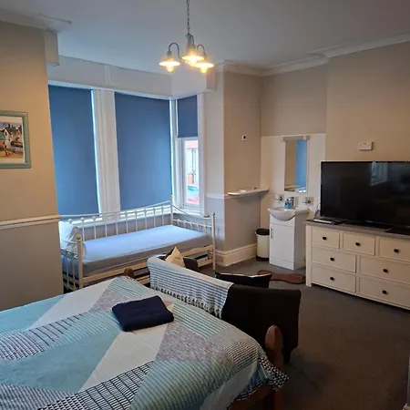 The Beaches Bed & Breakfast Scarborough