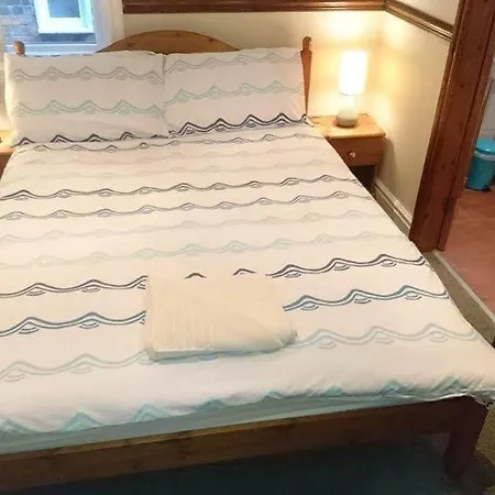 بيت ضيافة The Beaches Guest Accomodation 3*