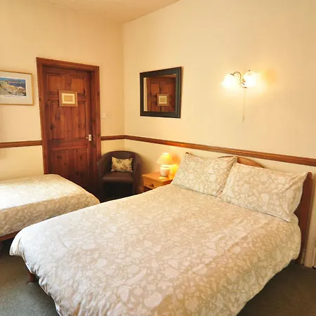 The Beaches Guest 3* Scarborough
