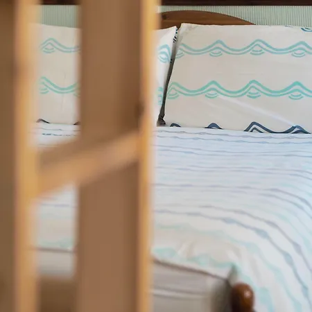 The Beaches Bed and Breakfast Σκάρμπορο