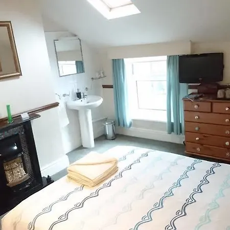 The Beaches Bed and Breakfast 3*