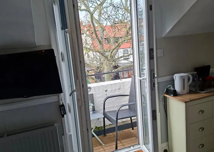 The Beaches Bed & Breakfast