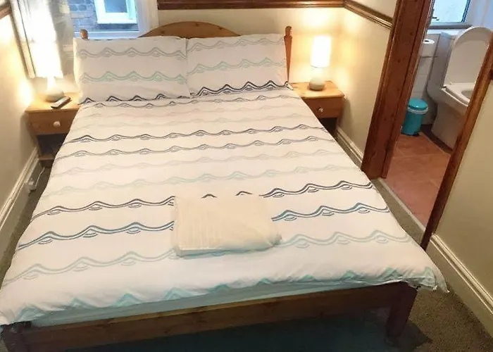 Bed & Breakfast The Beaches 3*