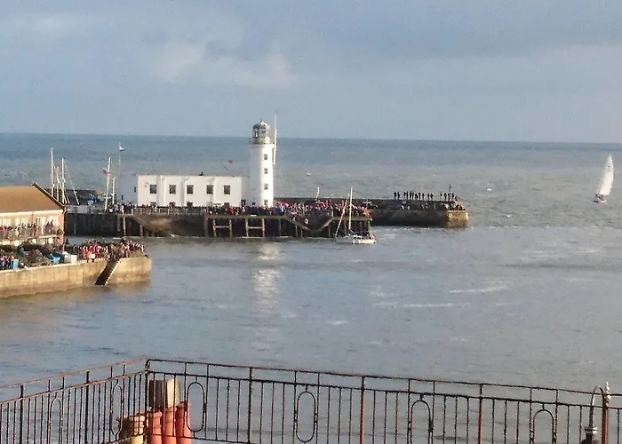 The Beaches 3* Scarborough