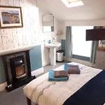 The Beaches Guest B&B