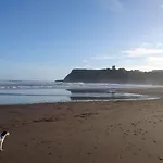 The Beaches Guest B&B 스카버러