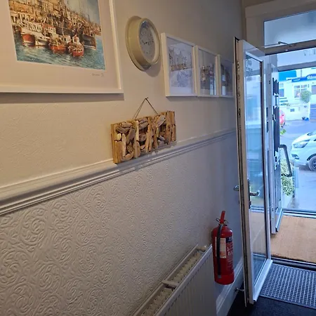 住宿加早餐酒店 The Beaches 斯卡伯勒